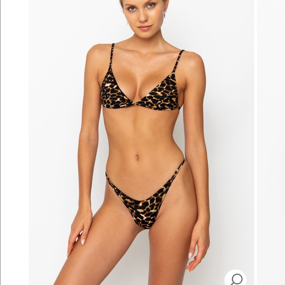 Sommer Swim cheetah bikini
